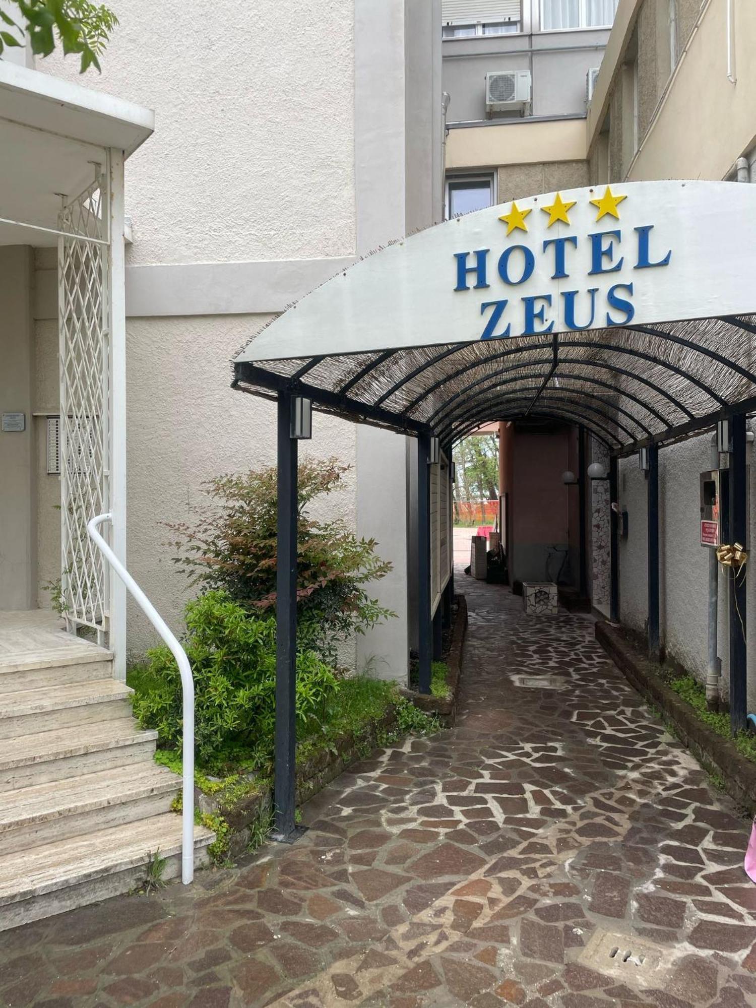 Hotel Zeus 利多克拉西 外观 照片